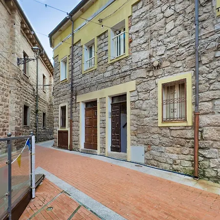 Appartement Rainbow House With Garage