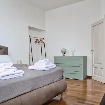 Appartement Rainbow House With Garage